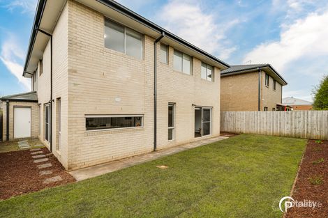 Property photo of 103 Rossiter Retreat Cranbourne North VIC 3977