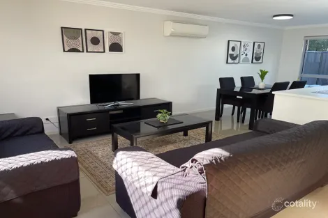 Property photo of 4/11 Side Street West Gladstone QLD 4680