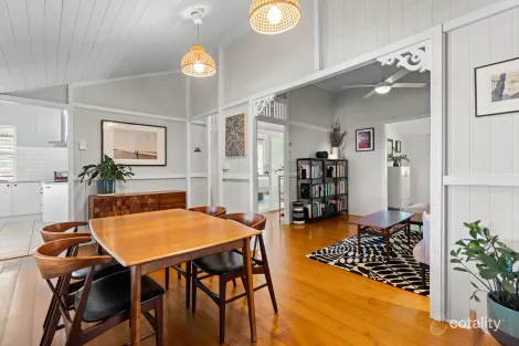 Property photo of 39 Gordon Parade Manly QLD 4179