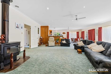 Property photo of 18 Angophora Place Catalina NSW 2536