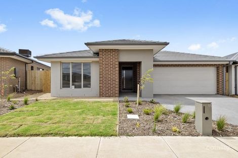 Property photo of 11 Brumich Way Clyde North VIC 3978
