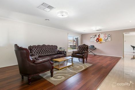 Property photo of 24 Montdami Way Carrum Downs VIC 3201