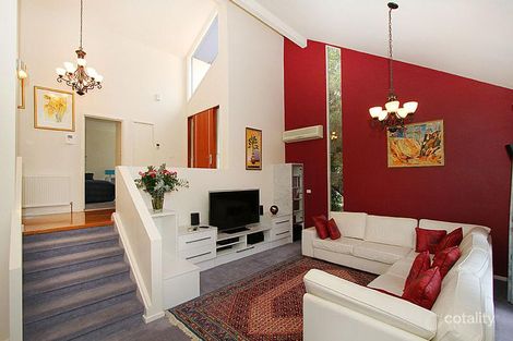 Property photo of 22 Garden Avenue Keilor VIC 3036