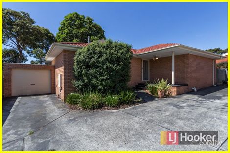 Property photo of 2/12 Southwell Close Endeavour Hills VIC 3802