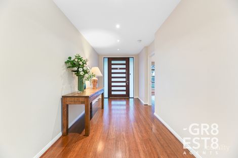 Property photo of 17 Olympus Crescent Cranbourne West VIC 3977