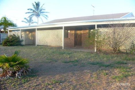 12 Palm Ct, Moore Park Beach, QLD 4670