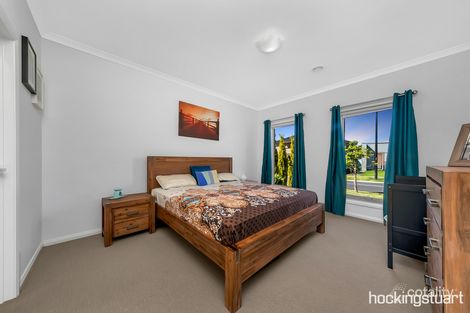 Property photo of 36 Cotchin Close Wollert VIC 3750