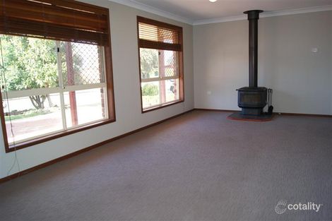 Property photo of 26 Henry Drive Singleton Heights NSW 2330