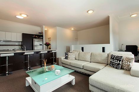 Property photo of 2/17 Tom Roberts Parade Point Cook VIC 3030