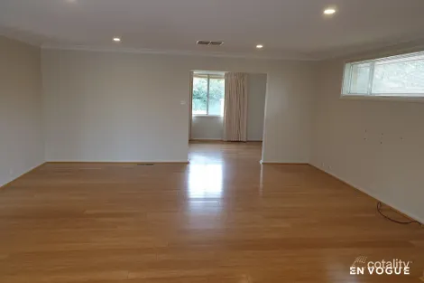 Property photo of 39 Packer Street Weetangera ACT 2614