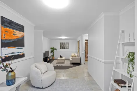 Property photo of 19 Donavon Rise Murdoch WA 6150