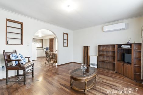 Property photo of 2/10 Crestmont Drive Melton South VIC 3338