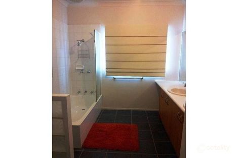 Property photo of 1 Madras Lane Caroline Springs VIC 3023