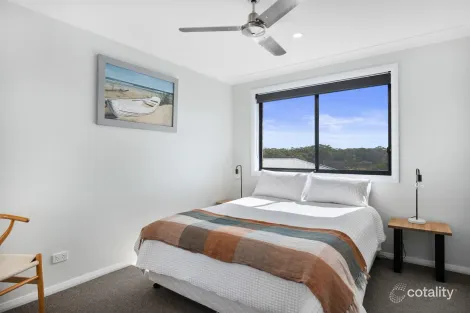 Property photo of 16 Wattlevale Place Ulladulla NSW 2539