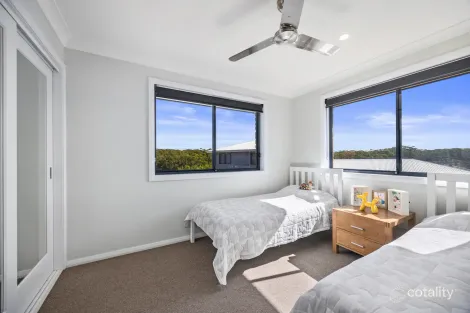 Property photo of 16 Wattlevale Place Ulladulla NSW 2539
