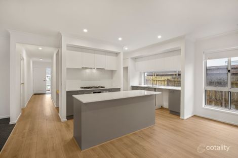 Property photo of 11 Robe Drive Mount Duneed VIC 3217