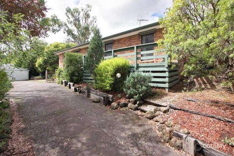 27 Myoora Dr, Mooroolbark, VIC 3138