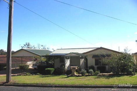 21 Mermaid Dr, Bateau Bay, NSW 2261