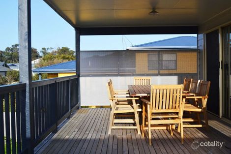 Property photo of 3 Cook Close Inverloch VIC 3996