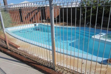 Property photo of 32 Peter Way Rossmoyne WA 6148