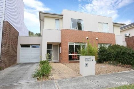 Property photo of 7 Wentworth Drive Taylors Lakes VIC 3038