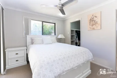 Property photo of 48 John Oxley Drive Gracemere QLD 4702