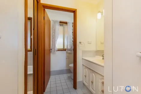 Property photo of 58 Derrington Crescent Bonython ACT 2905