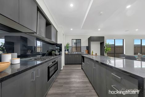 Property photo of 22 Syrah Parade Wollert VIC 3750