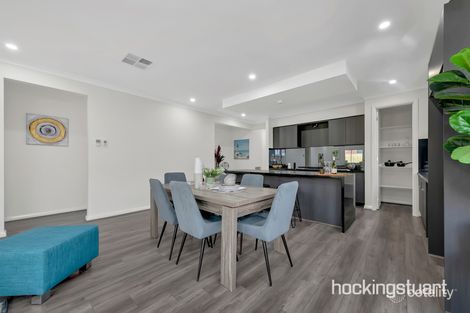 Property photo of 22 Syrah Parade Wollert VIC 3750