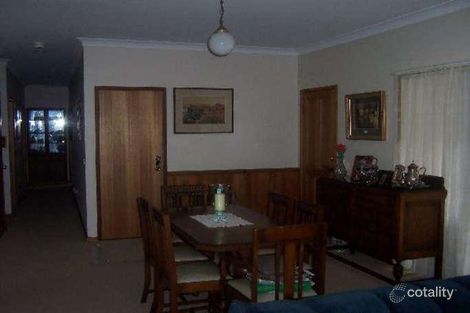 Property photo of 6 Ash Close Largs NSW 2320