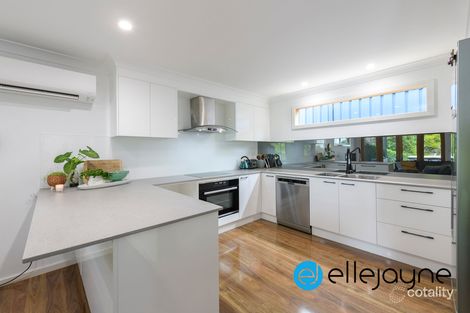 Property photo of 182 Dandaraga Road Mirrabooka NSW 2264