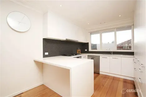 Property photo of 1/11 Iris Road Glen Iris VIC 3146