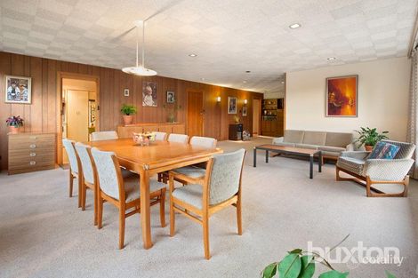 Property photo of 2 Gladwyn Avenue Bentleigh East VIC 3165