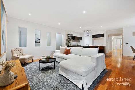 Property photo of 28 Manhattan Close Point Cook VIC 3030