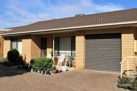 Property photo of 2/5 Currawong Street Young NSW 2594