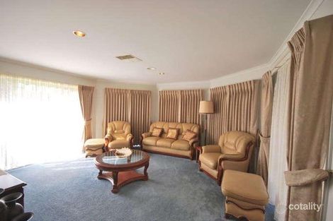 Property photo of 21 Banyalla Drive Cranbourne West VIC 3977