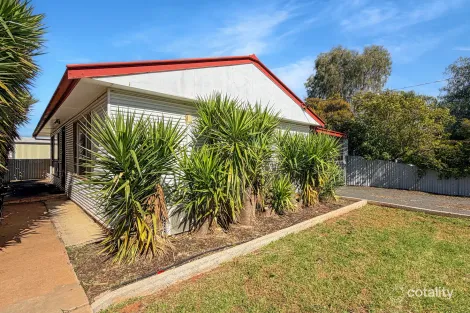 Property photo of 4 Becker Street Cobar NSW 2835