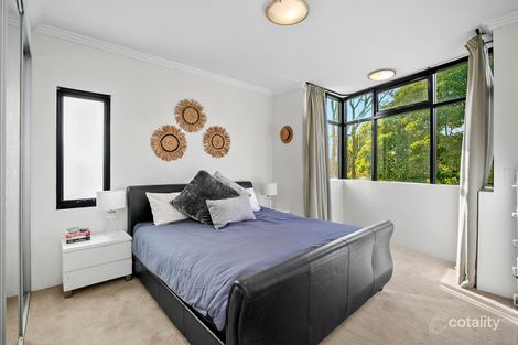 Property photo of 4/22 Westminster Avenue Dee Why NSW 2099