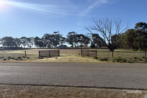 106 Sovereign Hill Dr, Gabbadah, WA 6041