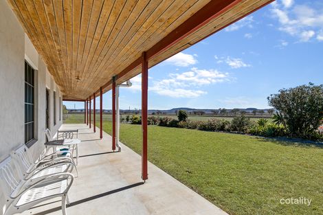 372 Felton-Clifton Rd, Felton, QLD 4358