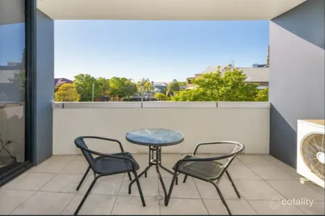 Property photo of 102/292 Boundary Street Spring Hill QLD 4000