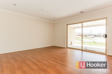 Property photo of 2 Alkoomi Court Lynbrook VIC 3975