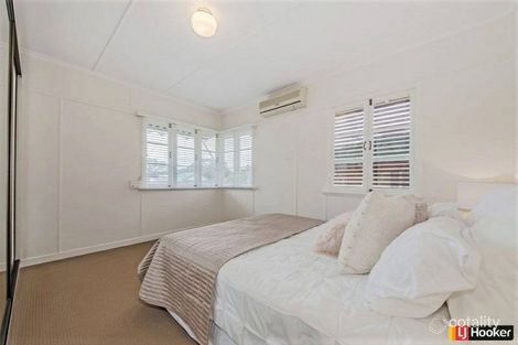 Property photo of 37 Fee Street Chermside QLD 4032