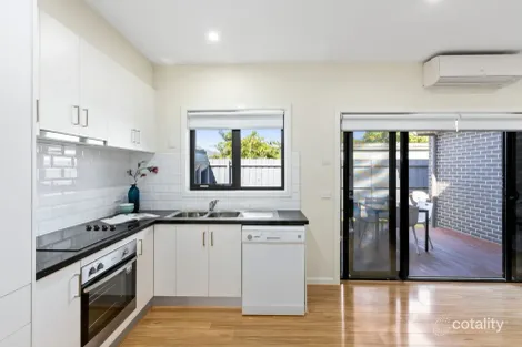 Property photo of 3/52 Stenhouse Avenue Brooklyn VIC 3012