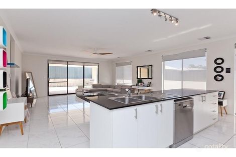 Property photo of 28 Student Loop Coolbellup WA 6163