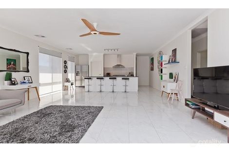 Property photo of 28 Student Loop Coolbellup WA 6163