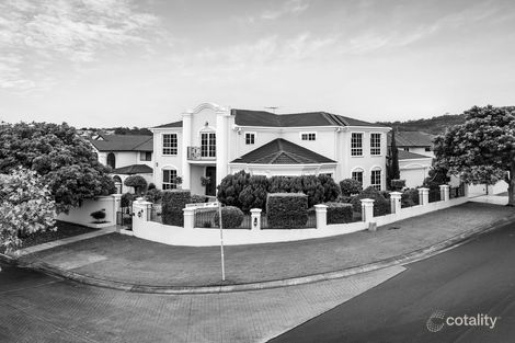 Property photo of 8 Oakwood Way Carindale QLD 4152
