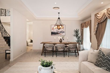 Property photo of 8 Oakwood Way Carindale QLD 4152