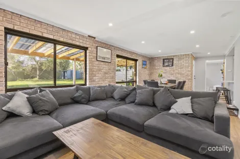 Property photo of 16 Simpson Avenue Forest Hill NSW 2651