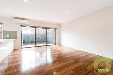 Property photo of 2/139 Chambers Road Altona North VIC 3025